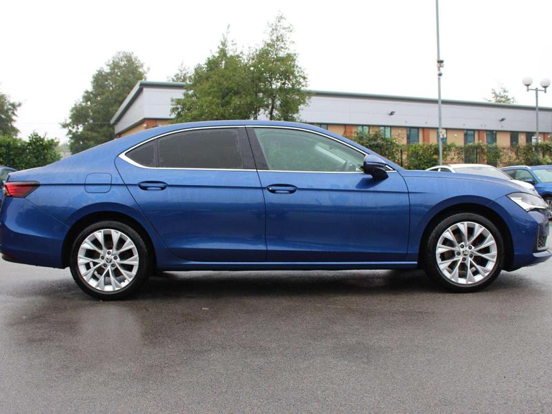 Used Skoda Superb 2024 for sale - 76553880: Photo 4