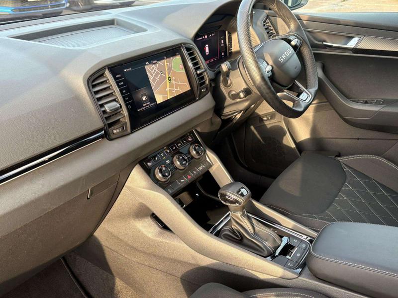 Used Skoda Karoq 2025 for sale - 76882524: Photo 4