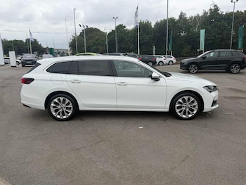 Used Skoda Superb 2026 for sale - 79280987: Photo