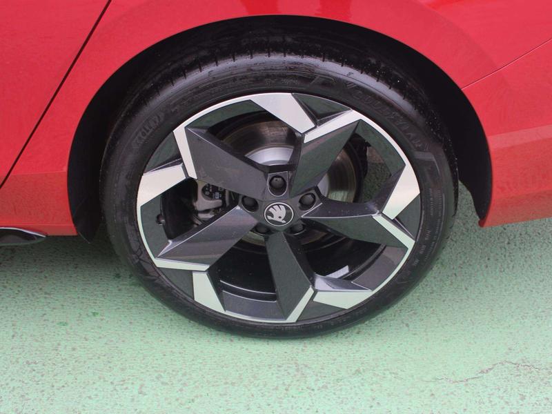 Used Skoda Superb 2025 for sale - 76350399: Photo 27