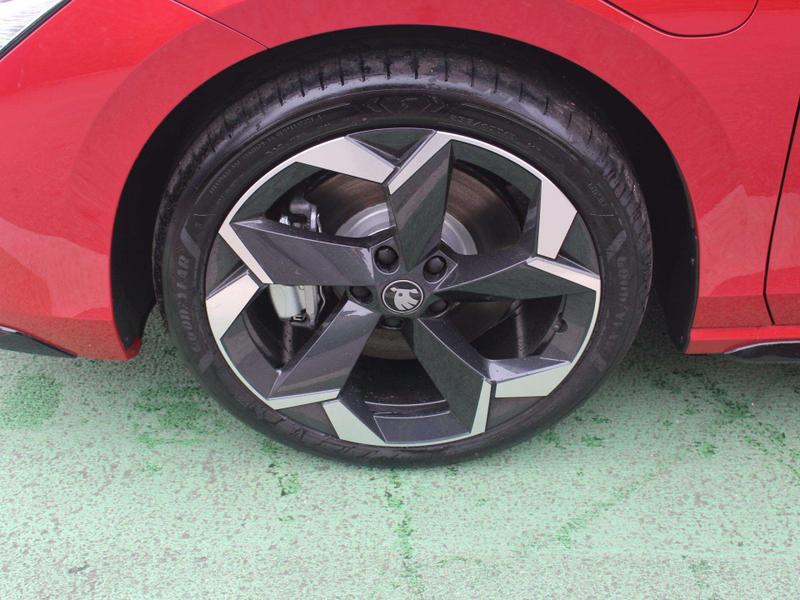 Used Skoda Superb 2025 for sale - 76350399: Photo 28