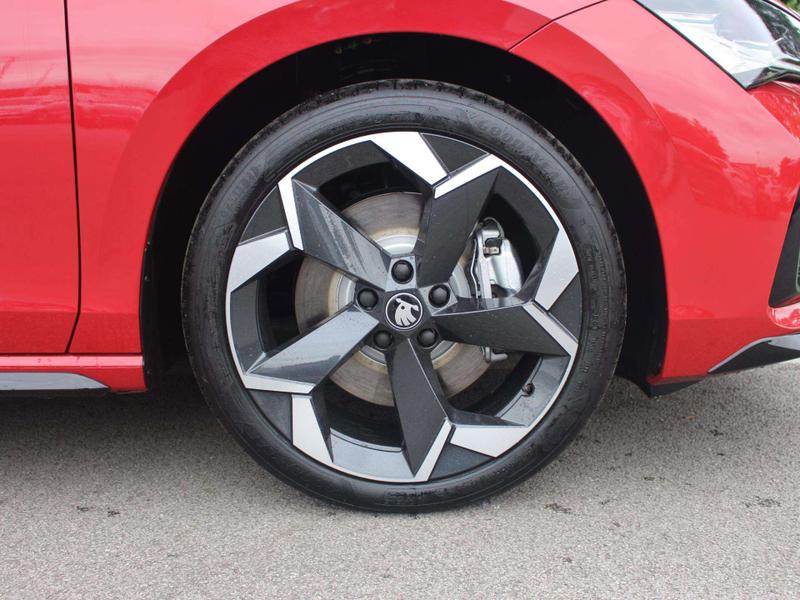 Used Skoda Superb 2025 for sale - 76350399: Photo 5