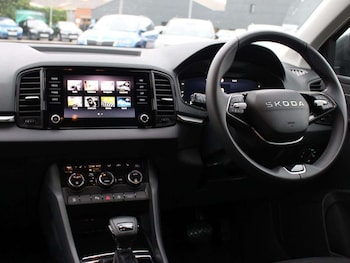 Used Skoda Karoq 2025 for sale - 76255426: Photo
