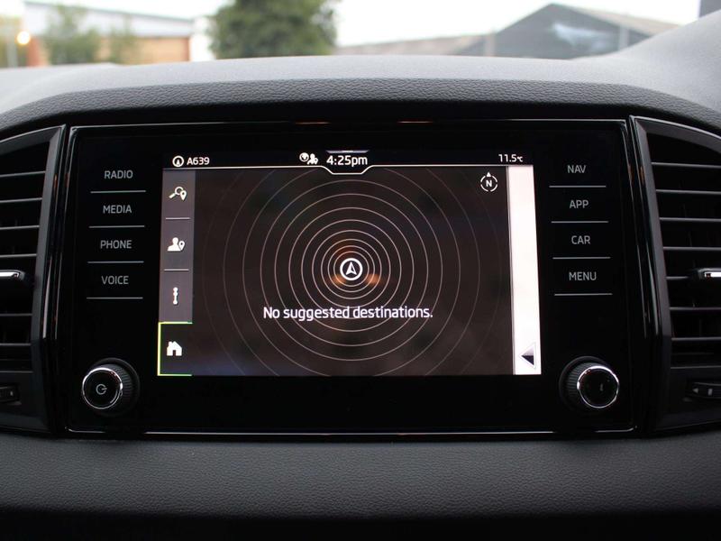 Used Skoda Karoq 2025 for sale - 76255426: Photo 33