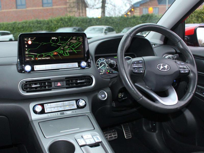 Used Hyundai KONA 2023 for sale - 77274850: Photo 2