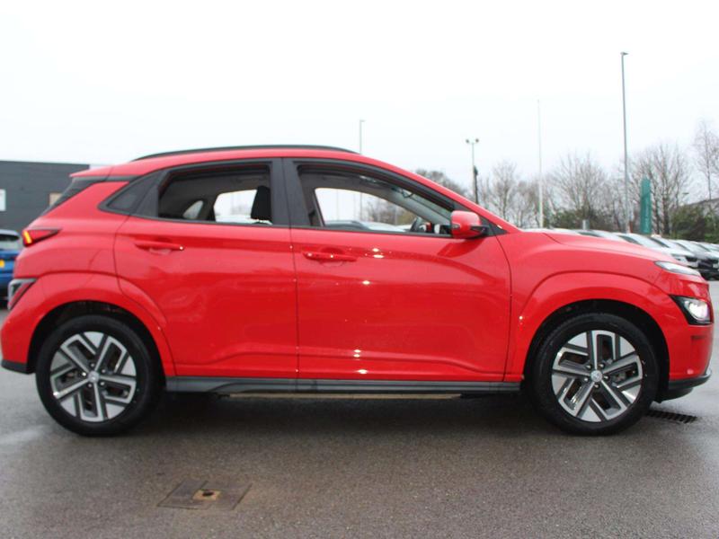 Used Hyundai KONA 2023 for sale - 77274850: Photo 4