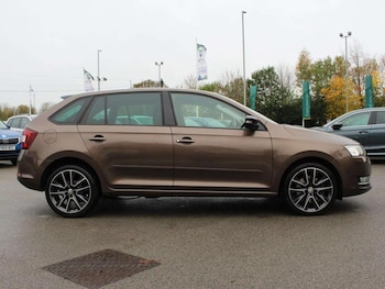 Used Skoda Rapid Spaceback 2018 for sale - 76557354: Photo