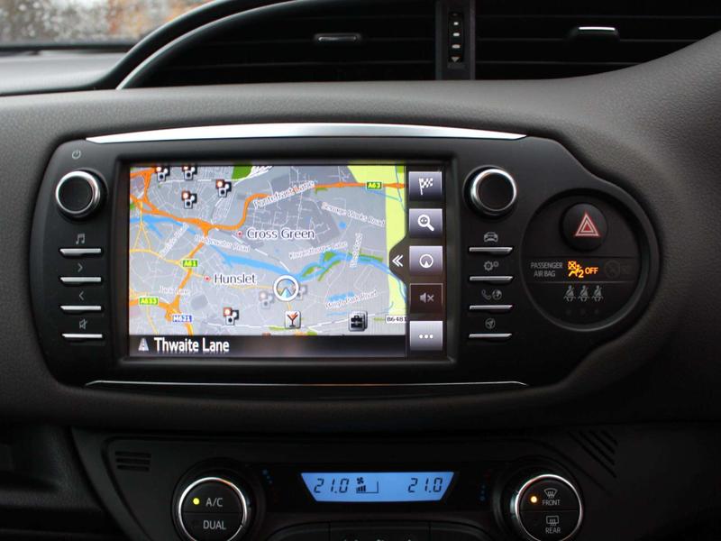 Used Toyota Yaris 2018 for sale - 77834330: Photo 28