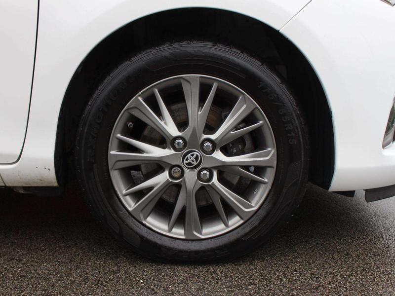 Used Toyota Yaris 2018 for sale - 77834330: Photo 5