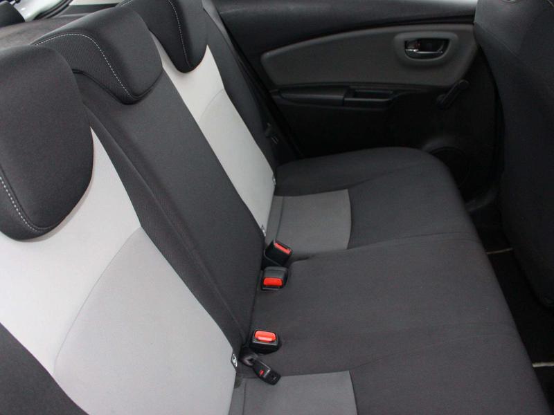 Used Toyota Yaris 2018 for sale - 77834330: Photo 9