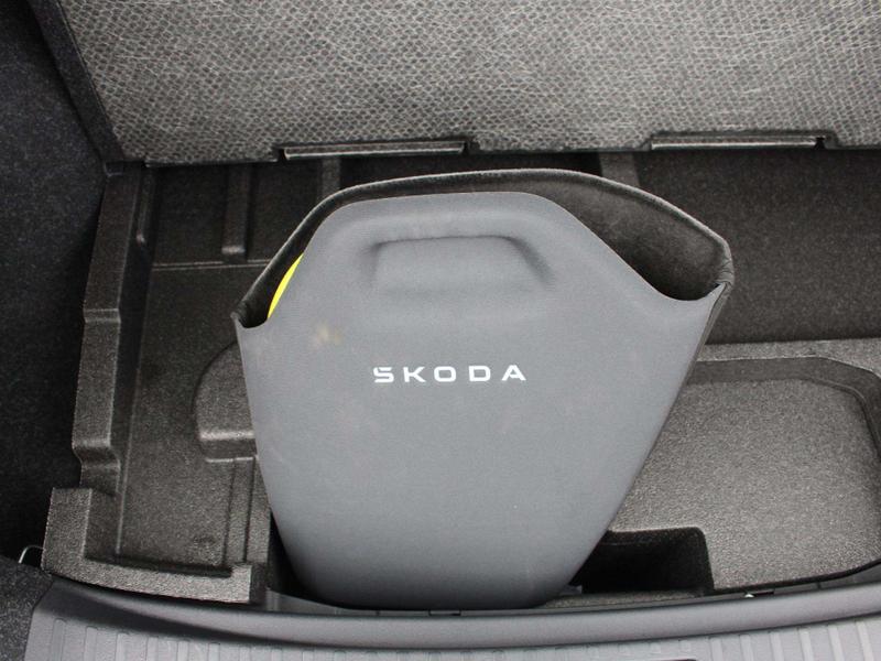 Used Skoda Enyaq 2025 for sale - 78153152: Photo 17