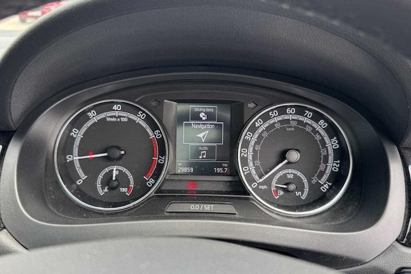Used Skoda Rapid Spaceback 2018 for sale - 76196535: Photo 27