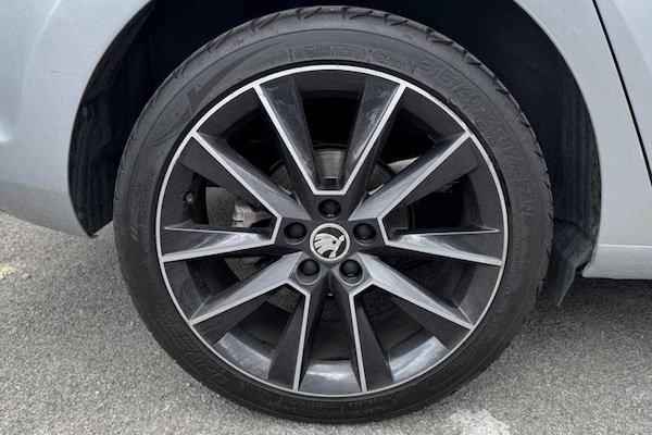 Used Skoda Rapid Spaceback 2018 for sale - 76196535: Photo 8