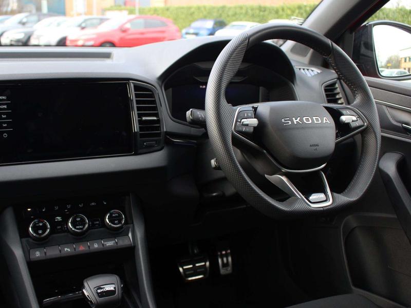 Used Skoda Karoq 2025 for sale - 77619853: Photo 2