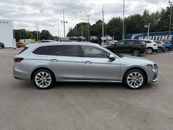 Used Skoda Superb 2025 for sale - 79280988: Photo
