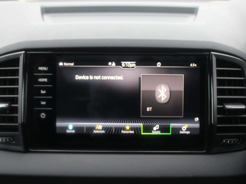 Used Skoda Karoq 2025 for sale - 77528958: Photo 36