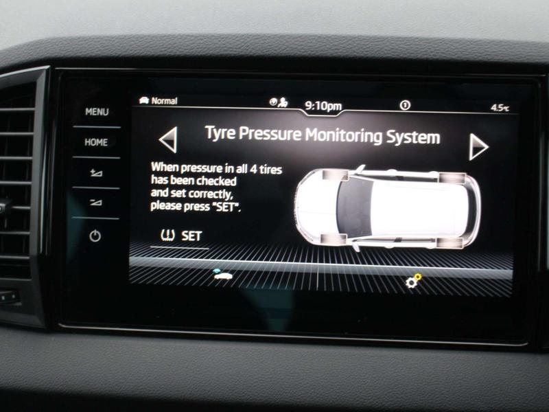 Used Skoda Karoq 2025 for sale - 77528958: Photo 38