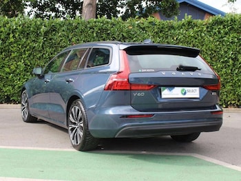 Used Volvo V60 2022 for sale - 75891181: Photo