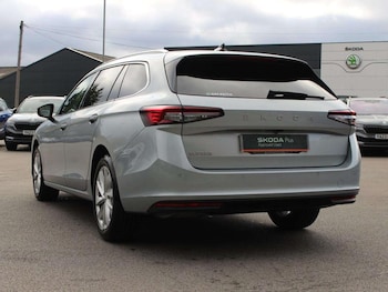 Used Skoda Superb 2024 for sale - 76006232: Photo 4