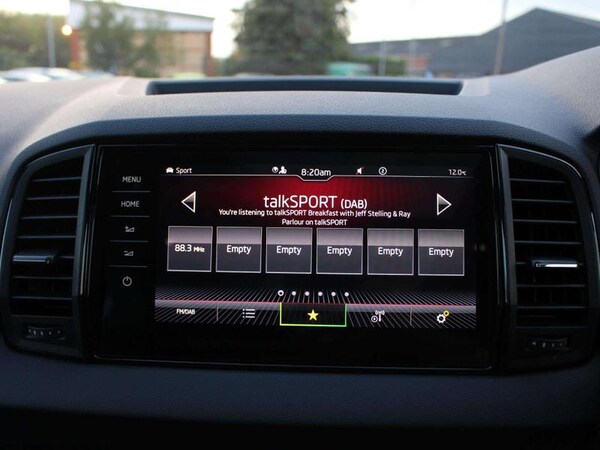 Used Skoda Karoq 2025 for sale - 76312581: Photo 30