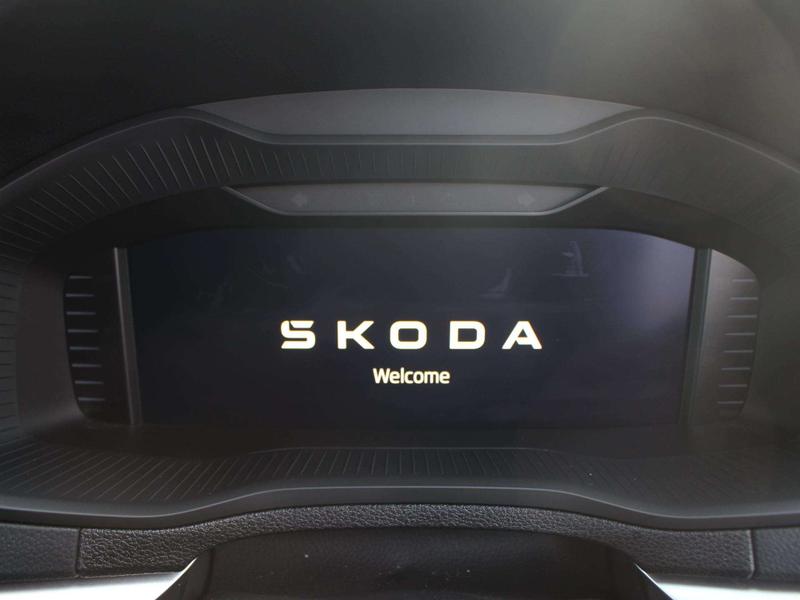Used Skoda Karoq 2025 for sale - 76534381: Photo 11