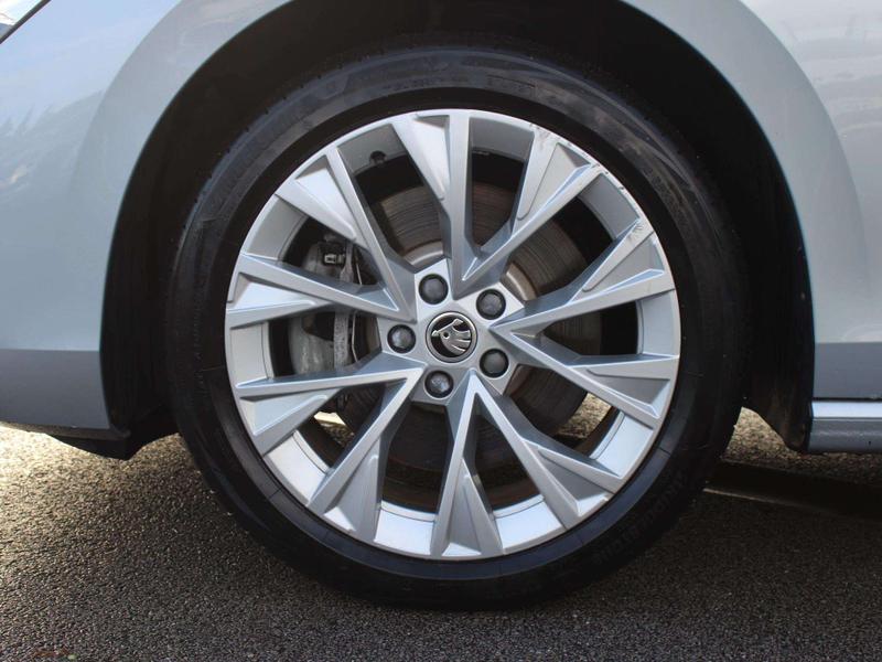 Used Skoda Superb 2024 for sale - 76196636: Photo 23