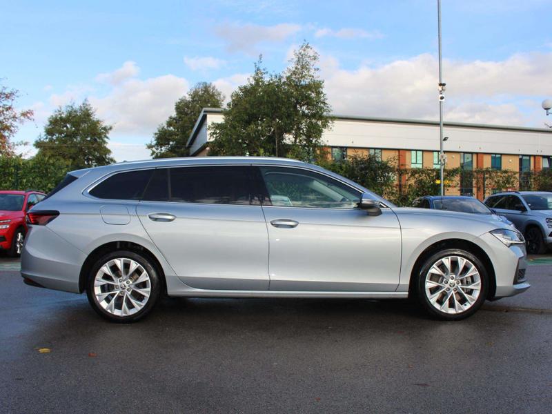 Used Skoda Superb 2024 for sale - 76196636: Photo 4