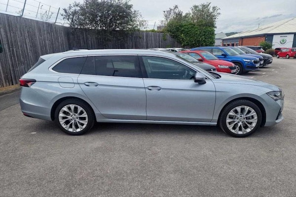 Used Skoda Superb 2024 for sale - 76196636: Photo 4