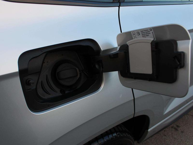 Used Skoda Karoq 2025 for sale - 76332640: Photo 16