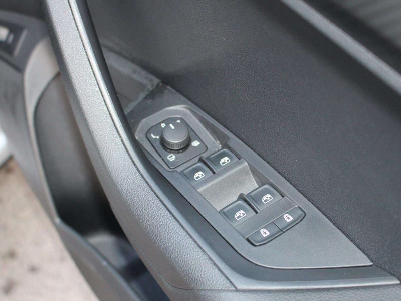 Used Skoda Karoq 2025 for sale - 76332640: Photo 21