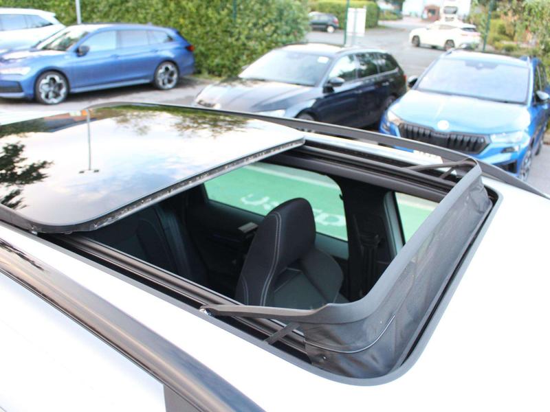 Used Skoda Karoq 2025 for sale - 76332640: Photo 26