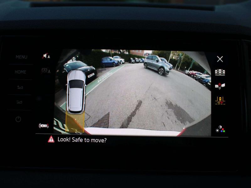 Used Skoda Karoq 2025 for sale - 76332640: Photo 31