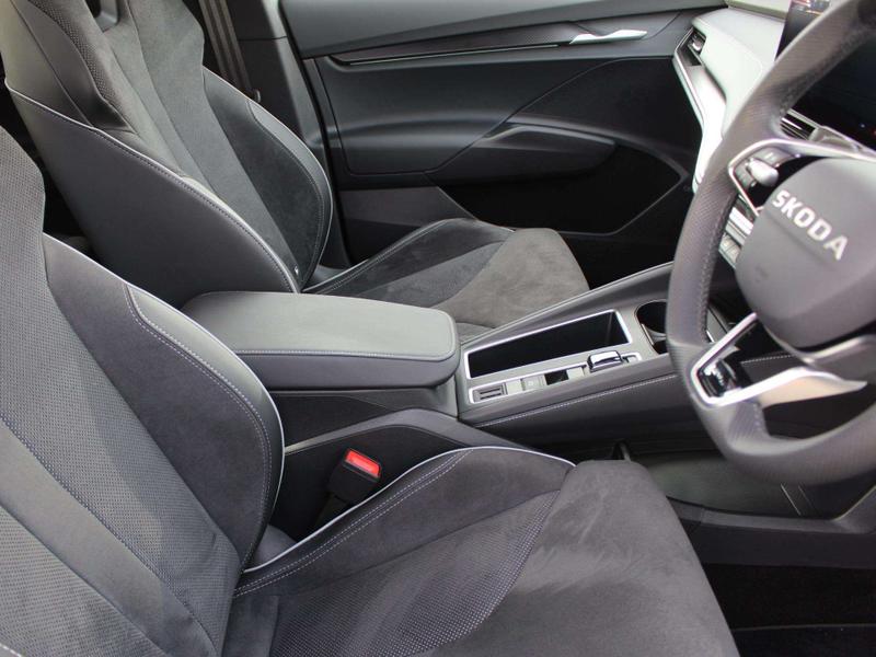 Used Skoda Enyaq 2025 for sale - 78067492: Photo 10