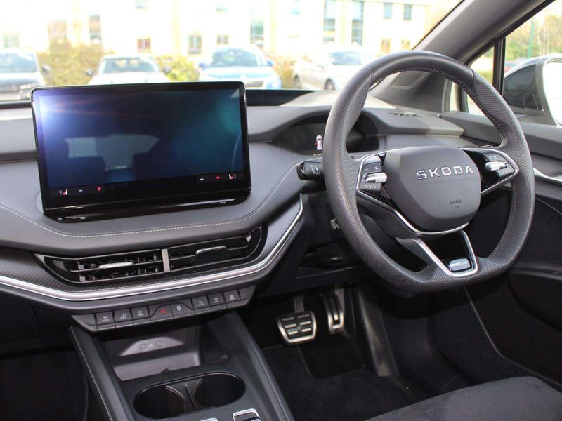 Used Skoda Enyaq 2025 for sale - 78067492: Photo 2