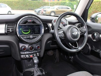 Used MINI Hatch 2017 for sale - 79031995: Photo