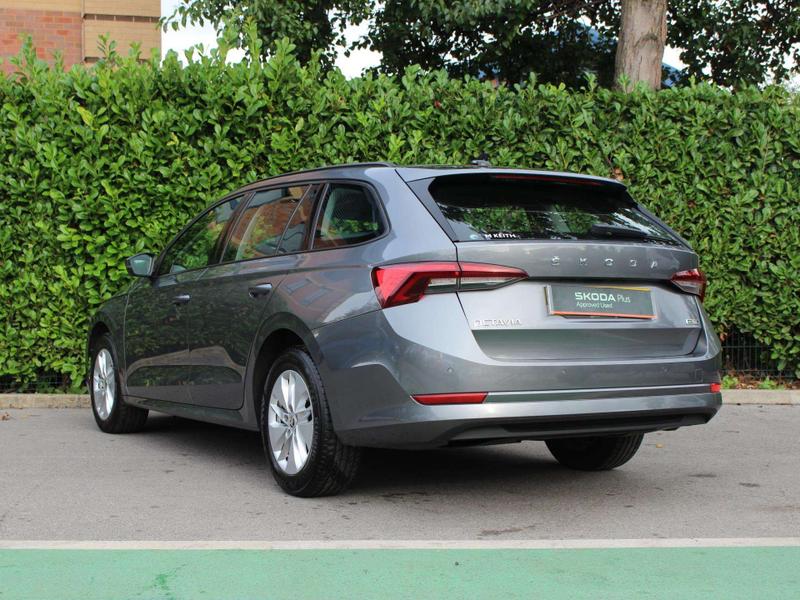 Used Skoda Octavia 2023 for sale - 76568461: Photo 3