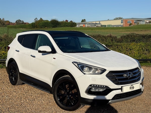 Used Hyundai Santa Fe 2016 for sale - 76217331: Photo 1
