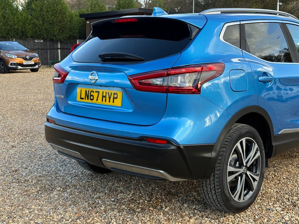 Used Nissan Qashqai 2017 for sale - 76544643: Photo 16