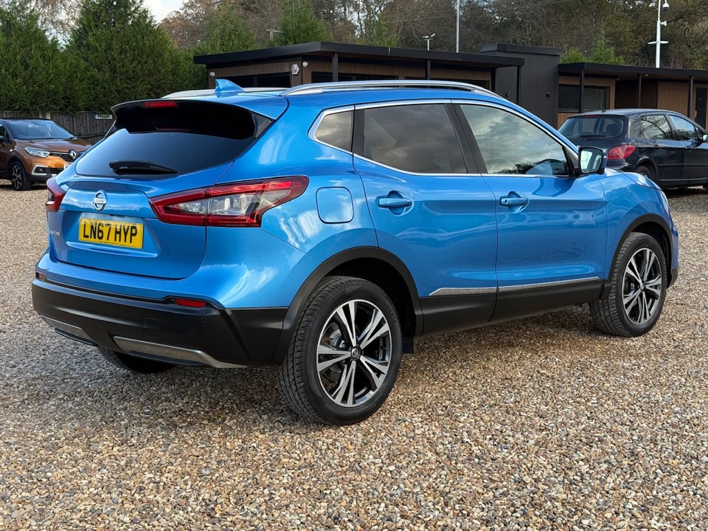 Used Nissan Qashqai 2017 for sale - 76544643: Photo 17