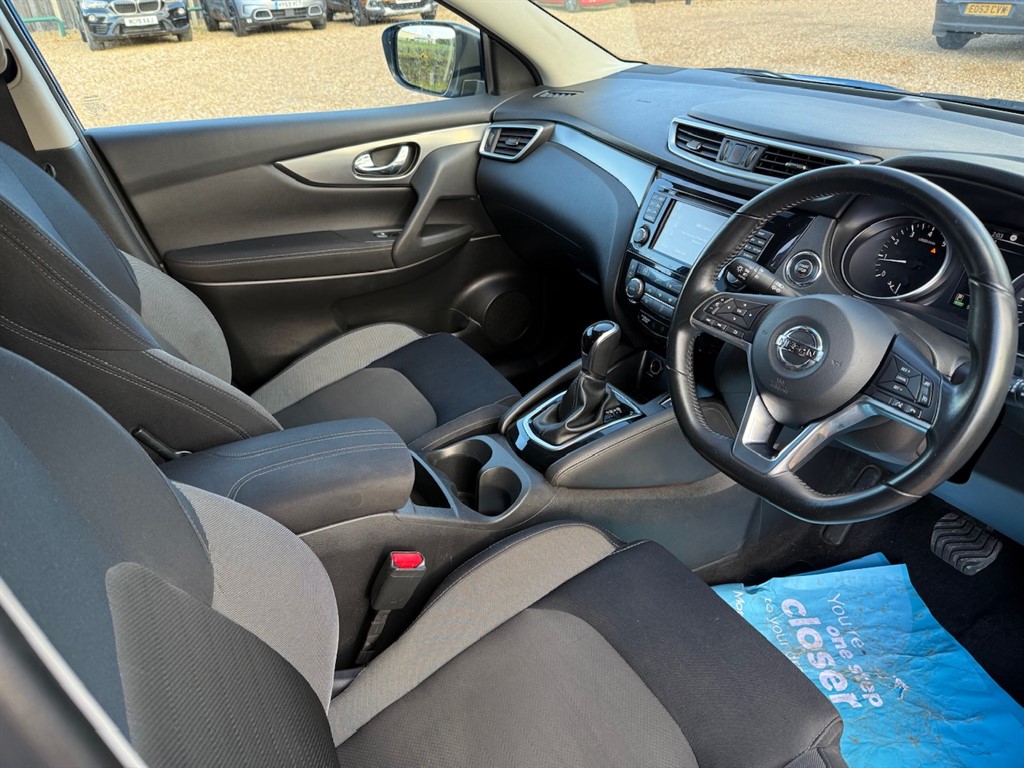 Used Nissan Qashqai 2017 for sale - 76544643: Photo 25