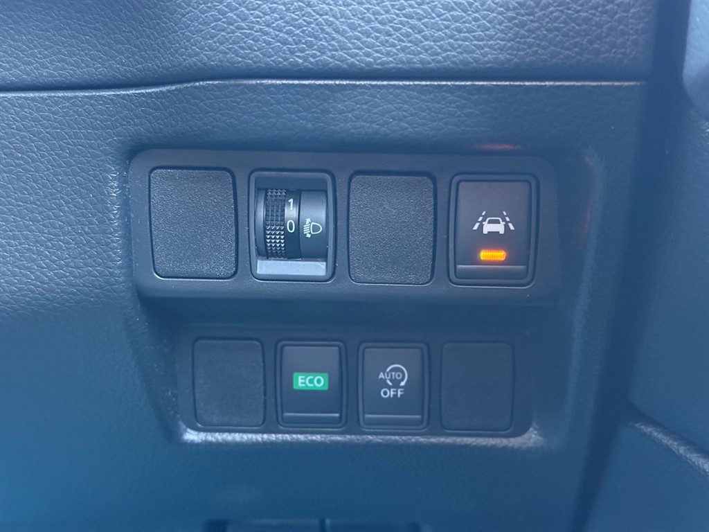 Used Nissan Qashqai 2017 for sale - 76544643: Photo 30