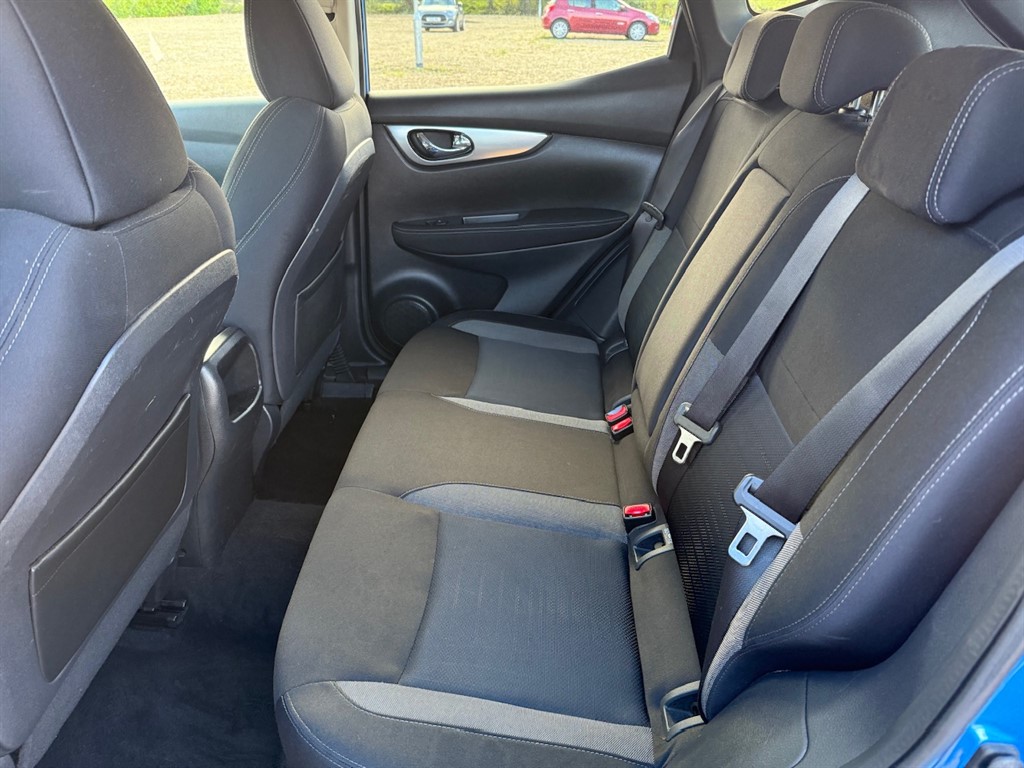 Used Nissan Qashqai 2017 for sale - 76544643: Photo 52