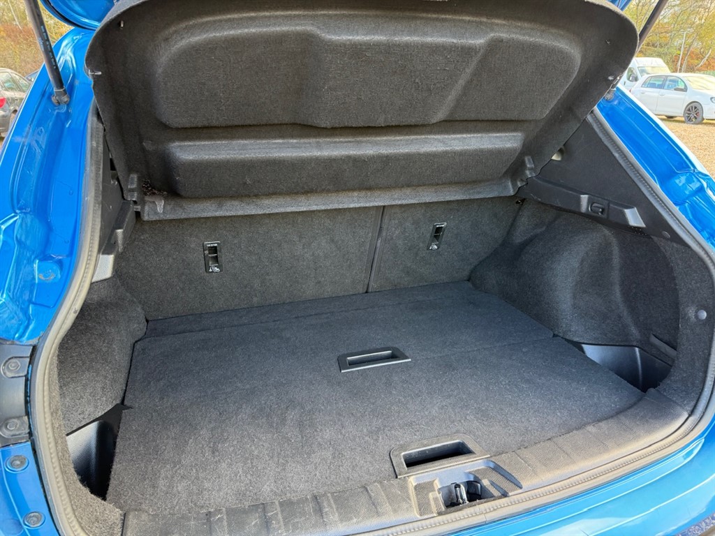 Used Nissan Qashqai 2017 for sale - 76544643: Photo 55