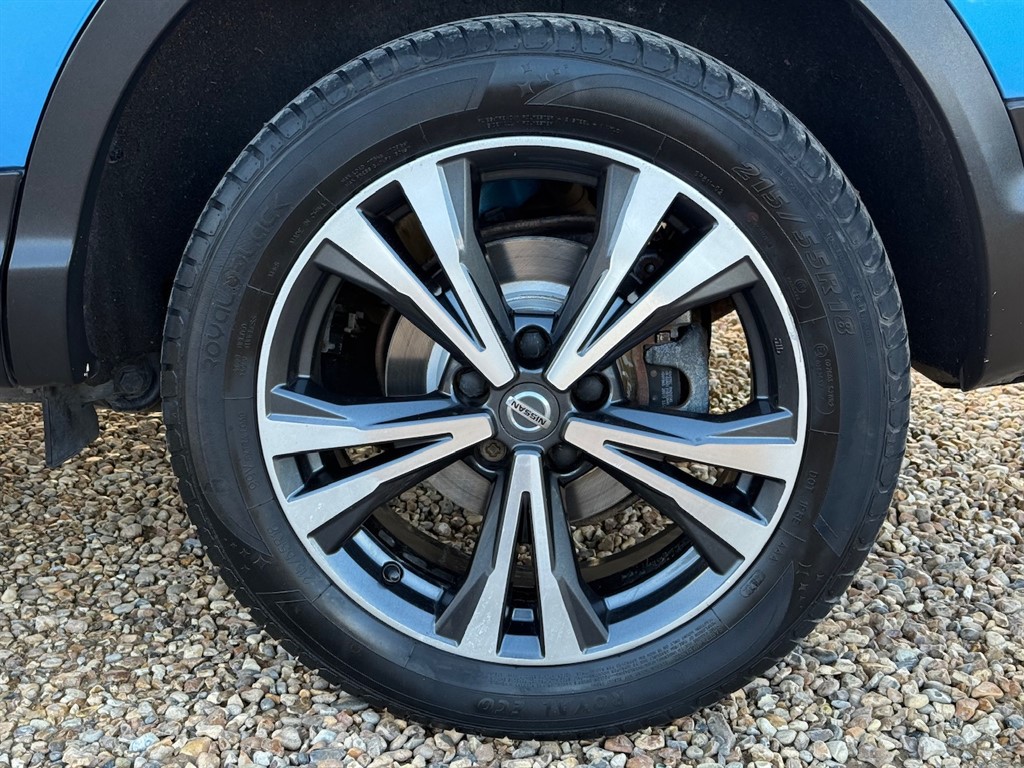 Used Nissan Qashqai 2017 for sale - 76544643: Photo 9