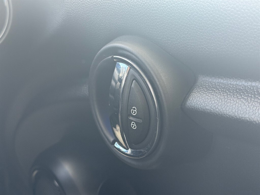 Used MINI Hatch 2019 for sale - 75930306: Photo 33