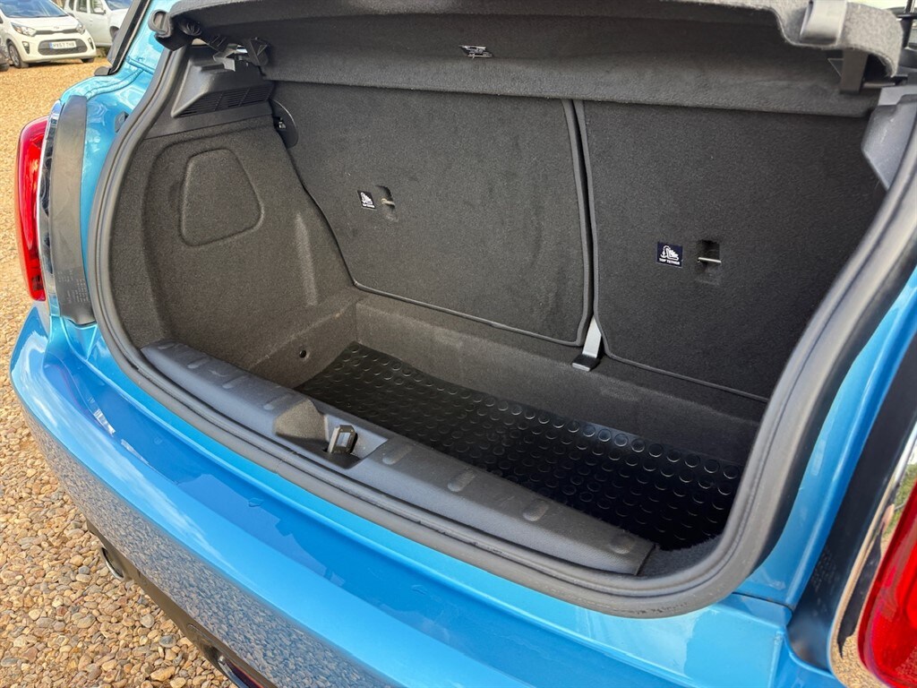 Used MINI Hatch 2019 for sale - 75930306: Photo 53