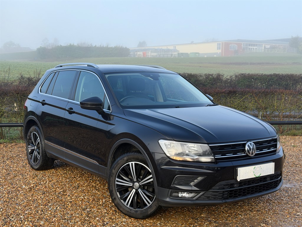 Used Volkswagen Tiguan 2018 for sale - 77347579: Photo 1