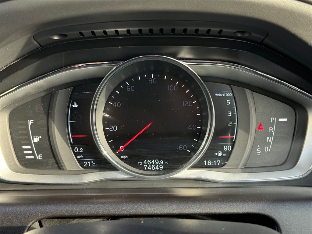 Used Volvo XC60 2015 for sale - 75844055: Photo 26