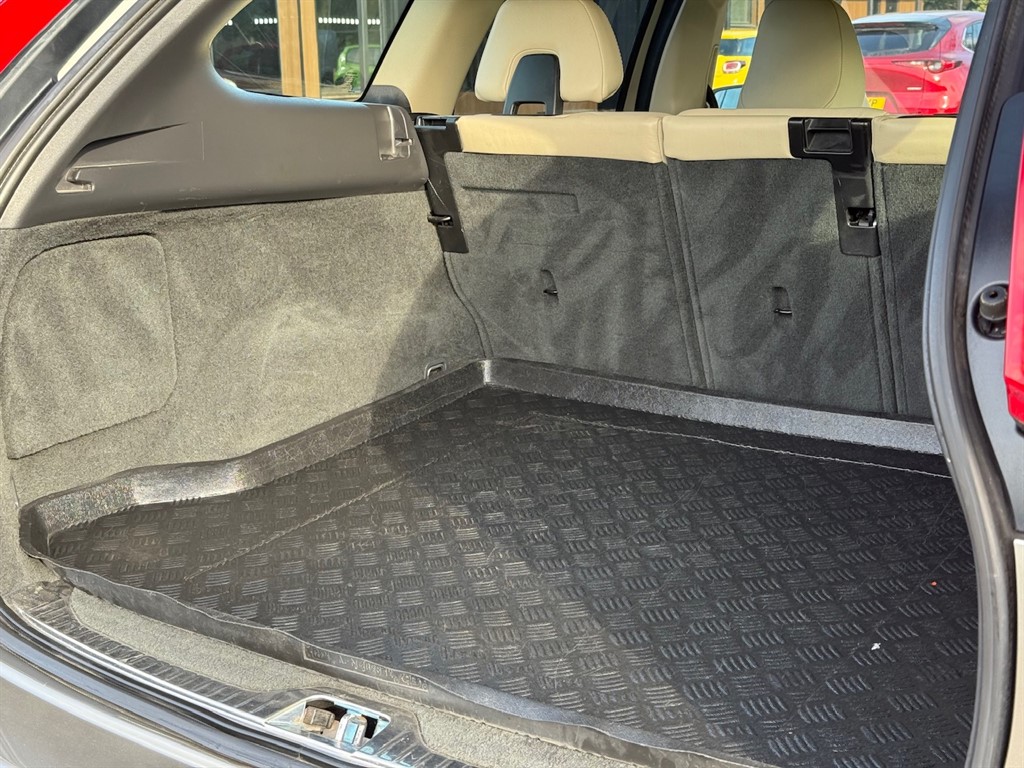 Used Volvo XC60 2015 for sale - 75844055: Photo 50