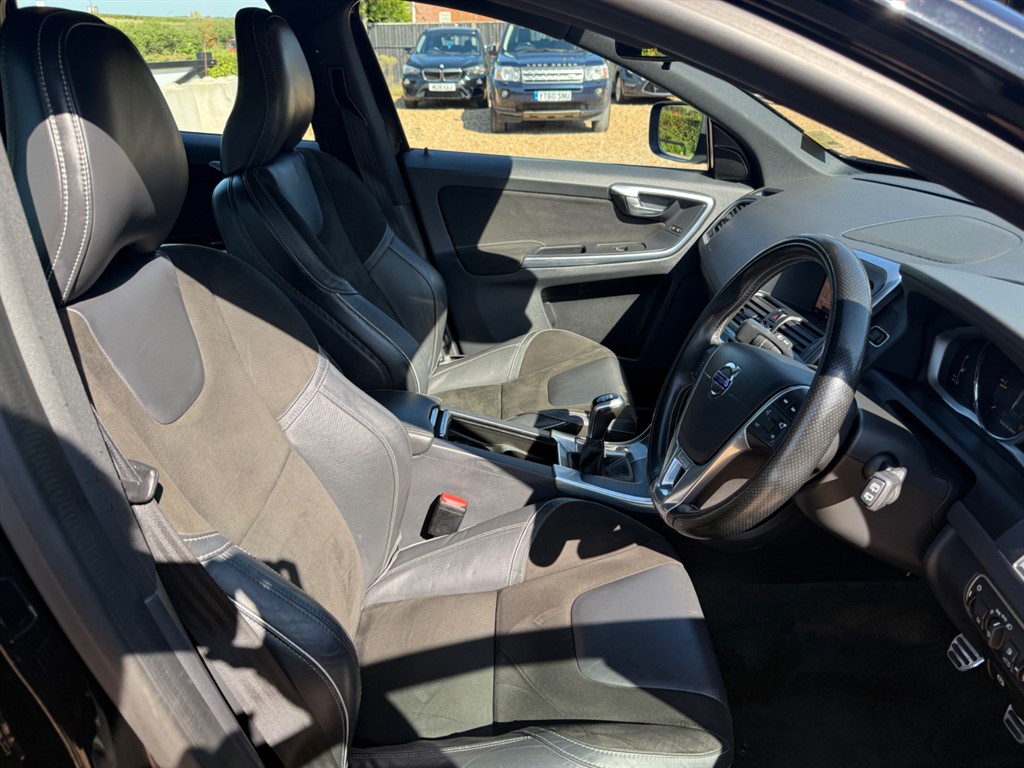 Used Volvo XC60 2017 for sale - 75844034: Photo 25
